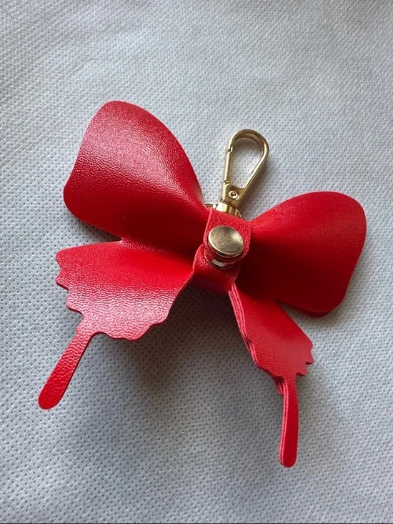 Lovely Bag Charm or Keychain - Red Butterfly Vegan Leather Gold Hardware NWT - Picture 3 of 8